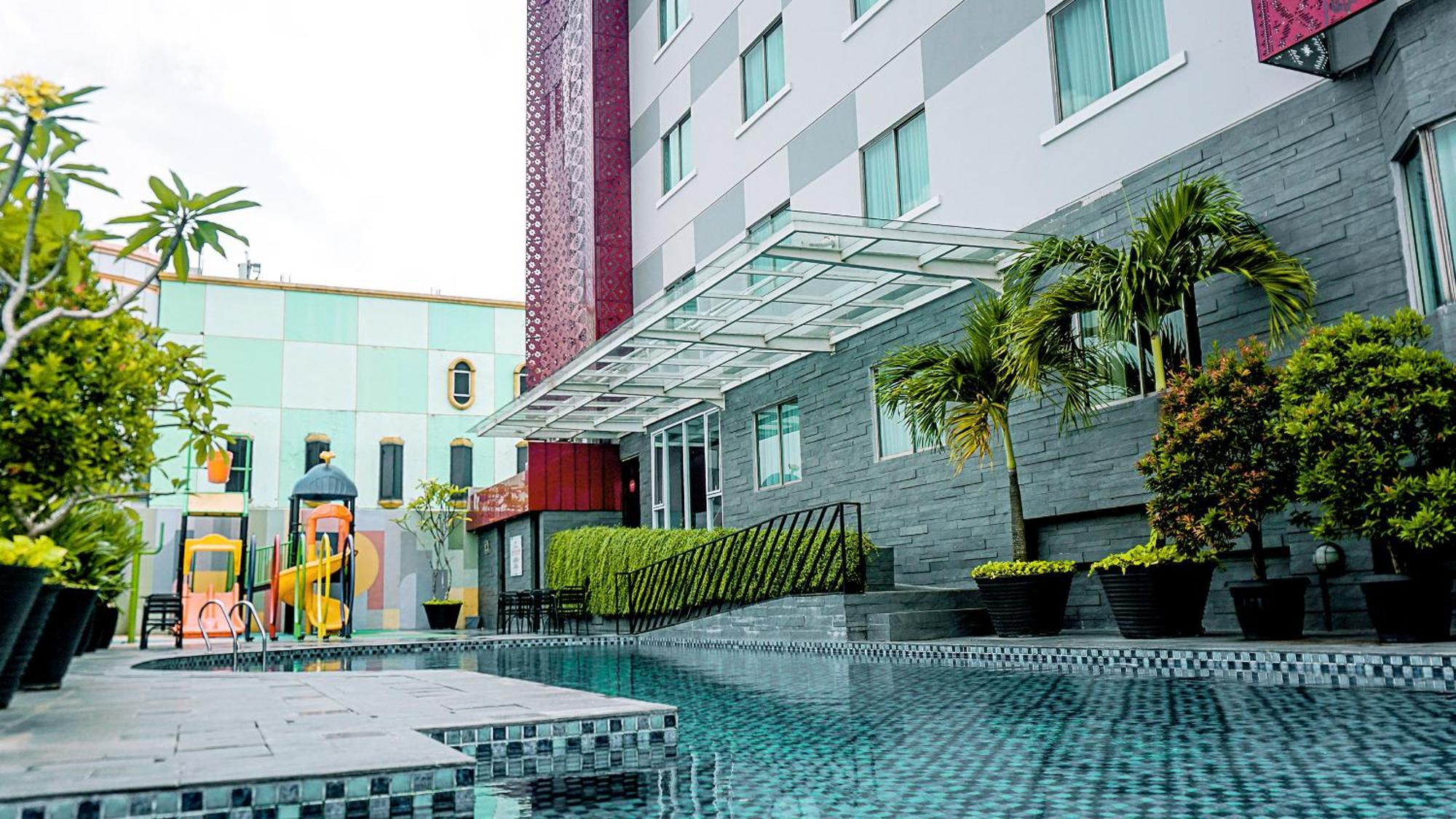 Grand Zuri Pekanbaru Exteriér fotografie